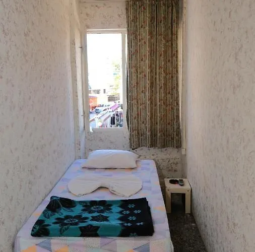 Aziz 3 Hotel