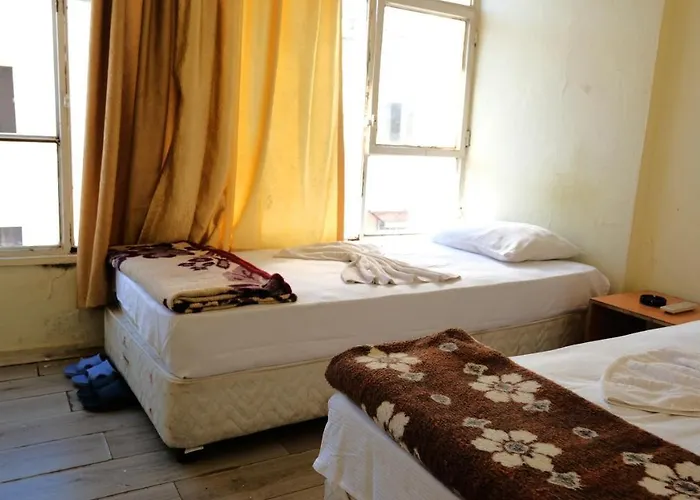 Hotel Aziz 3 Antalia