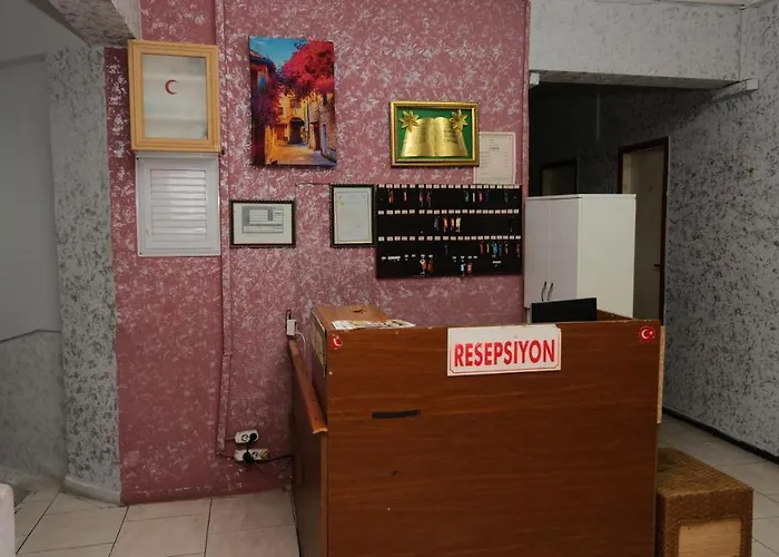 Aziz 3 Hotel